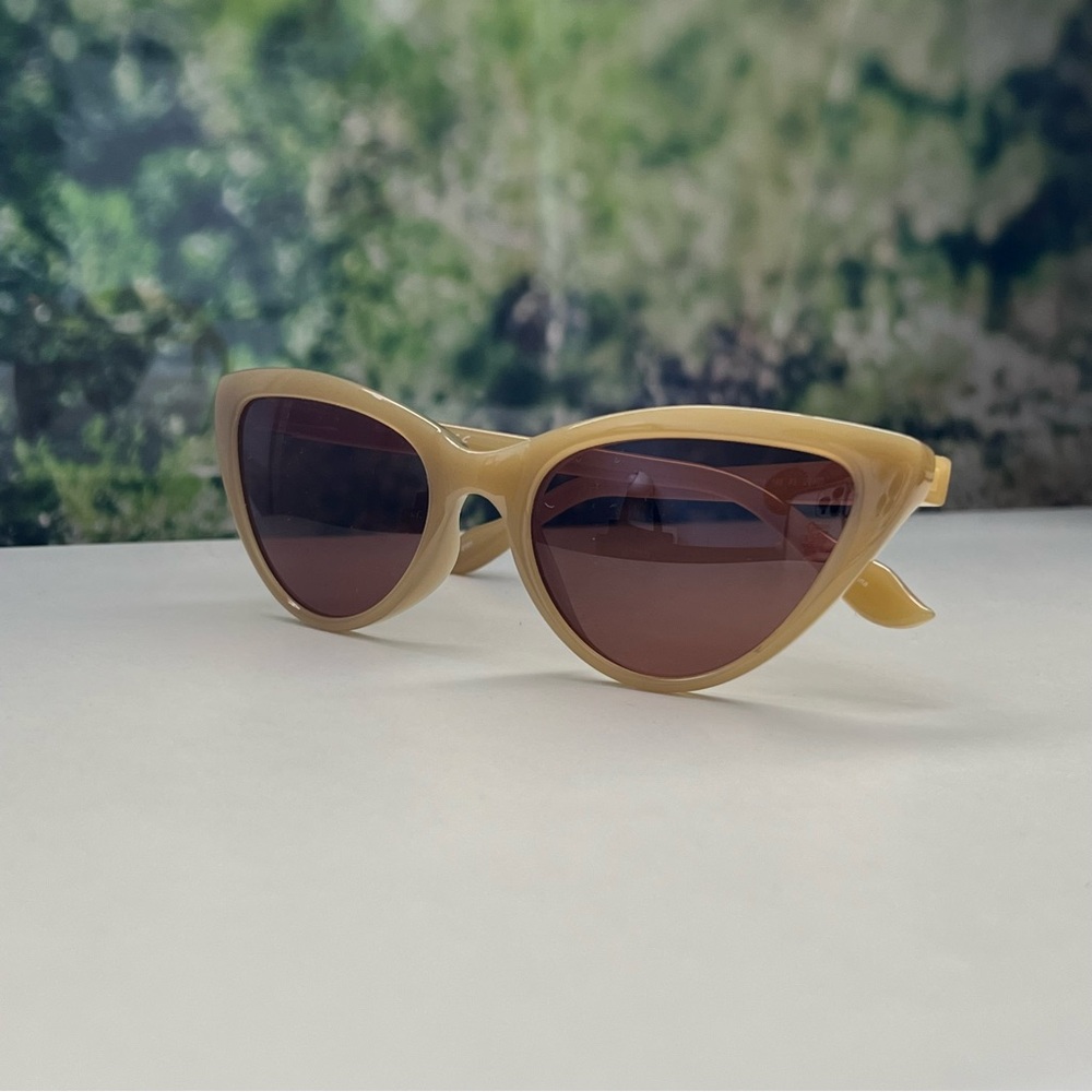 Pela Solana Sunglasses